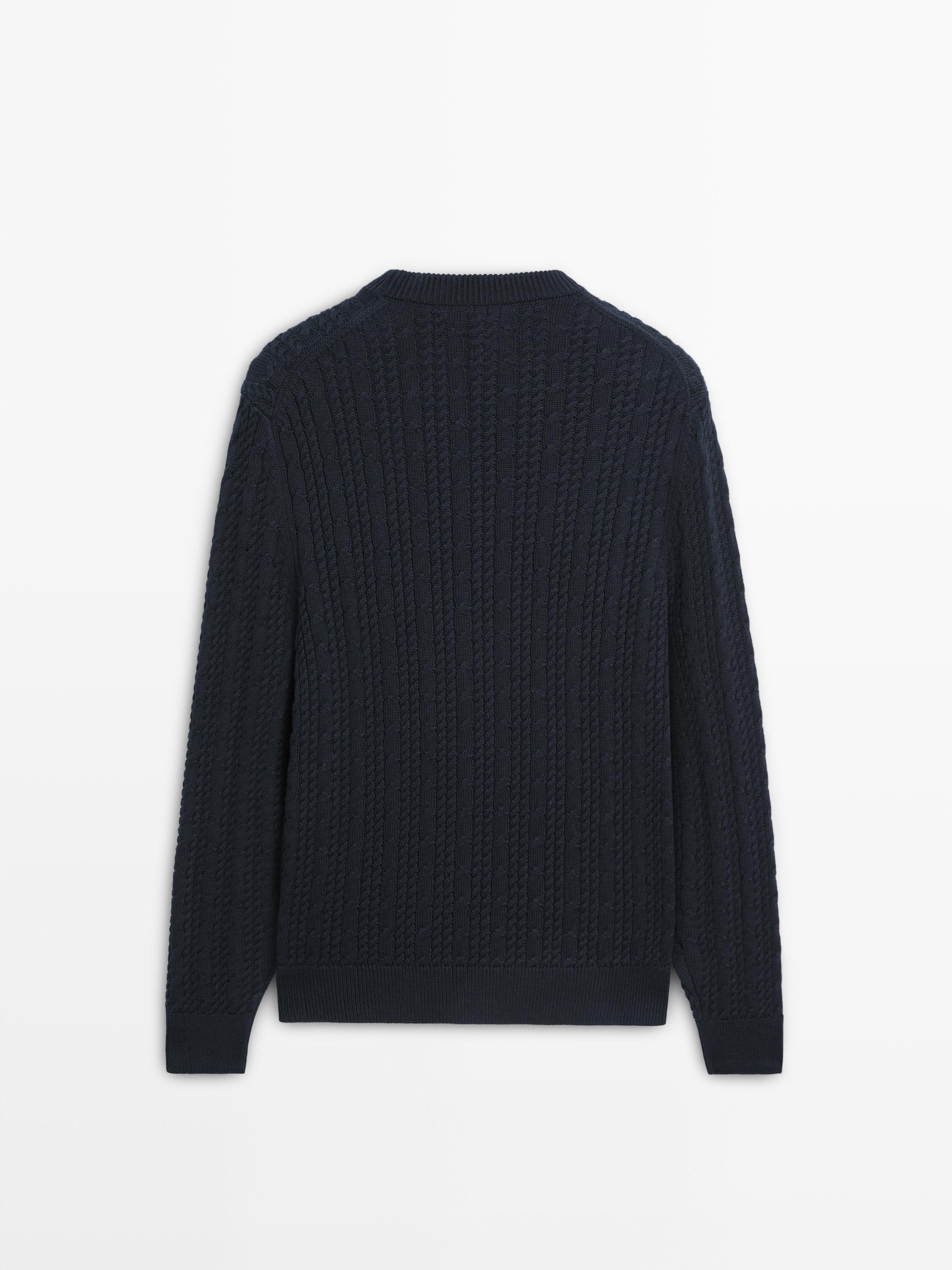 Cable-knit 100% cotton sweater with crew neck